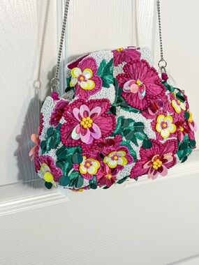 Viral Beaded Floral Statement Bag 🌸 Handcrafted India TJ Maxx NWT